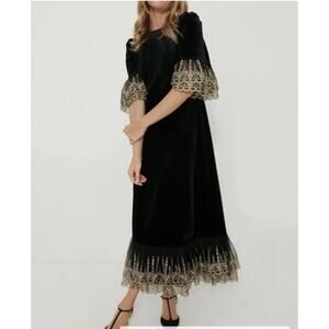 NEW Tuckernuck‎ Pomander Place Black Velvet Lillith Dress Maxi Lace Small $228